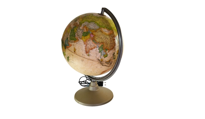 Globe terrestre de profil