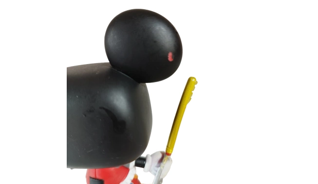 Photo des traces d'usure de la Figurine Pop -Mickey - Disney