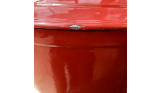 couvercle émaillé de la Cocotte ovale - Chasseur - rouge