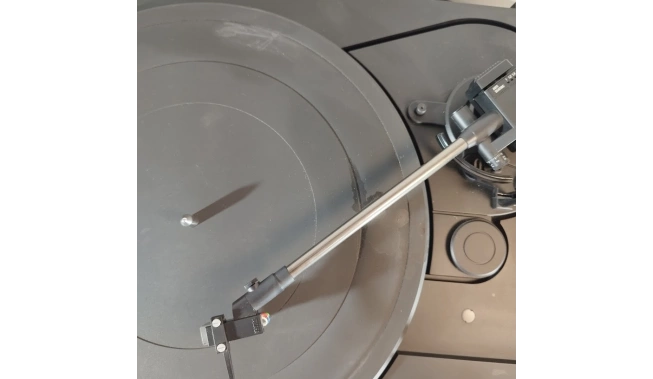 Photo des trace visible sur le Tourne disque - Yamaha P-07